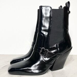 Sam Edelman Suzette Black Patent Chelsea Heeled Bootie 7M